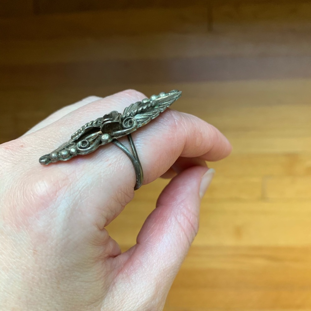 Sterling silver ring - Picture 2 of 3